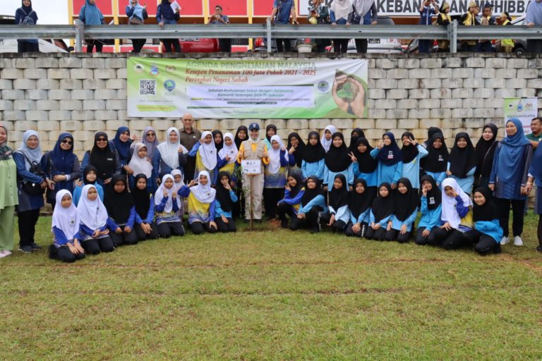 Program penghijauan Malaysia semai semangat golongan muda cintakan alam sekitar