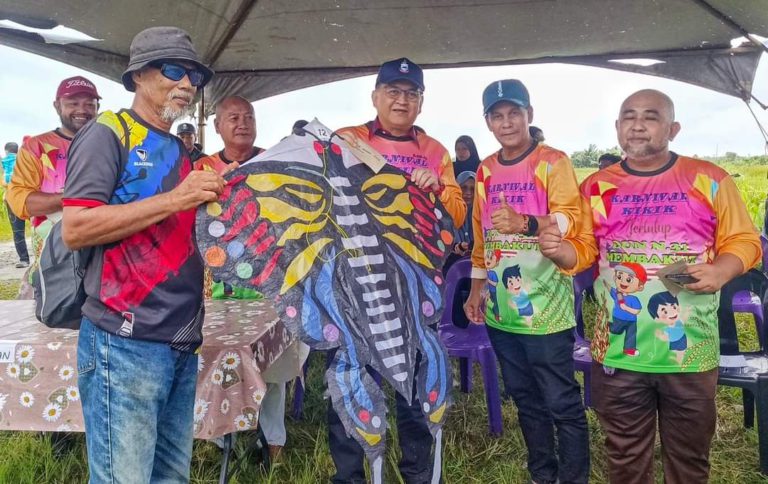 Karnival Kikik tarik minat golongan muda bermain permainan tradisi