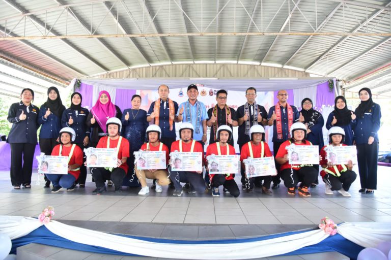 352 individu terima lesen B2, beri manfaat golongan memerlukan