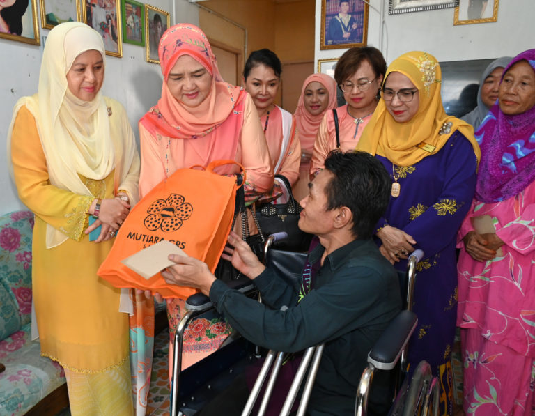 6 pertubuhan kebajikan terima sumbangan RM5000