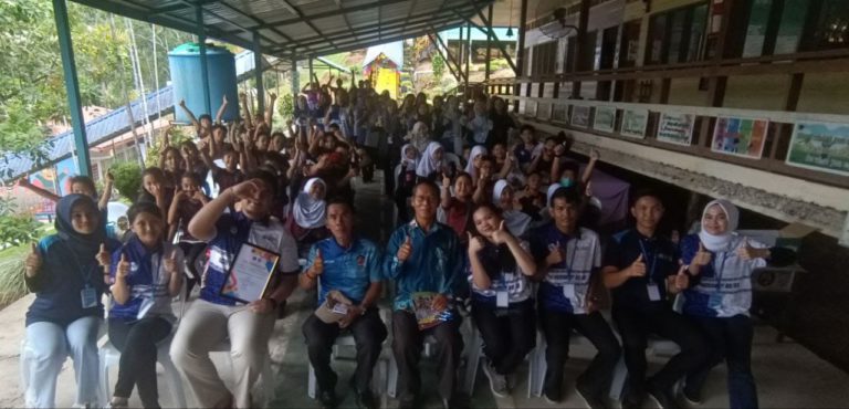 Program CSR pelajar Non Residen UMS bantu tingkat motivasi pelajar SK. Bungalio, Tuaran