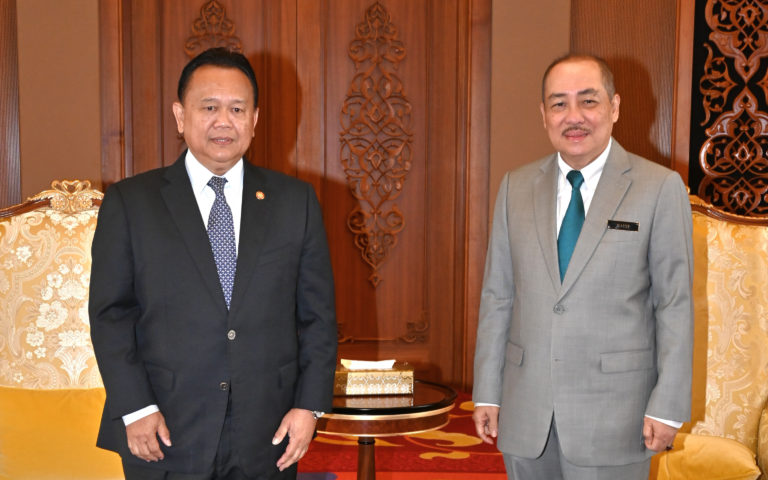 Hajiji terima kunjungan dua Menteri Persekutuan