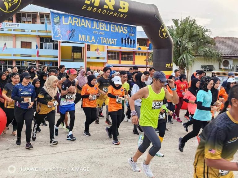 Lebih 7,000 pengunjung meriahkan Jubli Emas SMK Menumbok