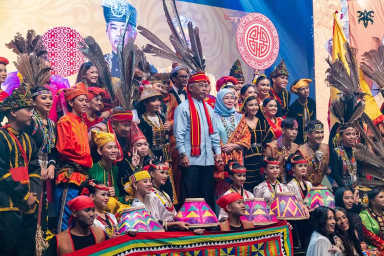 Kembara Kenali Borneo : Agong beri pandangan aduan rakyat Sabah di peringkat Persekutuan