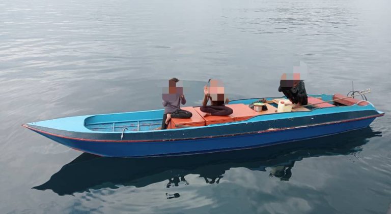 Maritim Malaysia tahan dua bot mengebom ikan