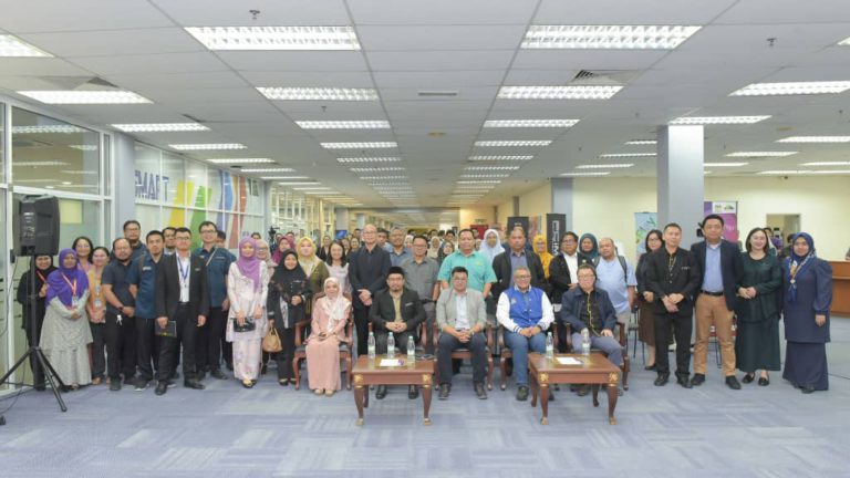 UMS rai inovasi digital melalui sambutan Bulan Digital 2023