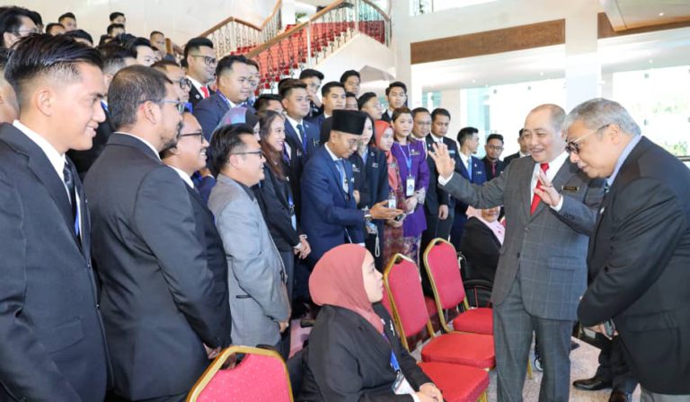 Hajiji ajak ahli DBS, anak muda Sabah bersama, ganding bahu bangunkan negeri