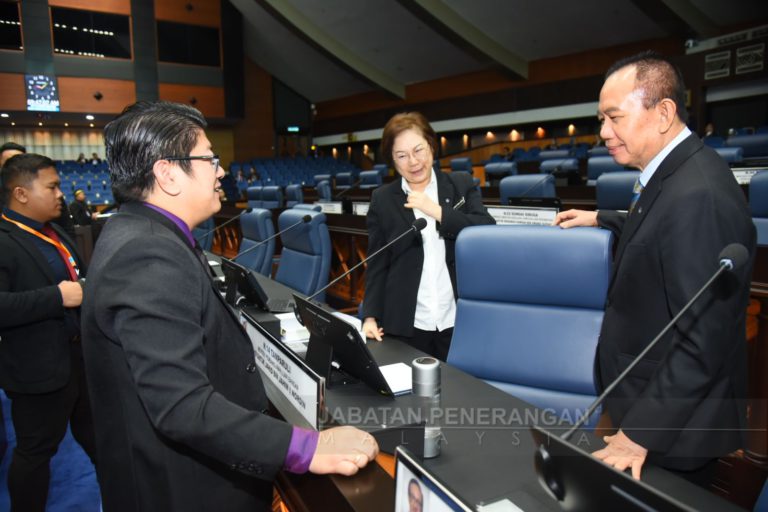 DUN Sabah : Pengambilan baharu penjawat awam Sabah, Persekutuan perlu disertai semua kaum