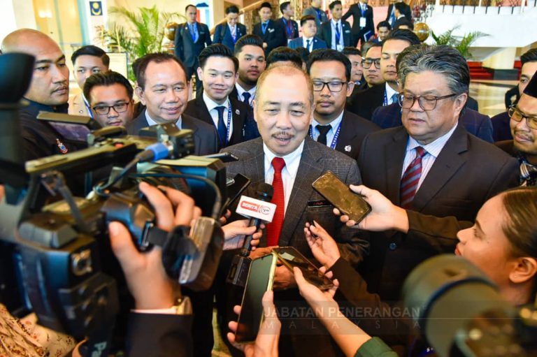 Hajiji bidas sikap pemimpin Warisan gemar tuding jari Kerajaan GRS