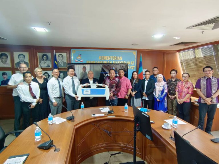 JPKA Sabah terima peralatan perubatan, beri manfaat pesakit kurang bernasib baik