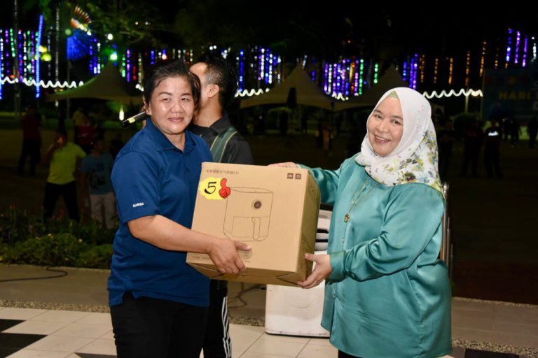 Sambutan hari keluarga wadah penyatuan warga DBKK