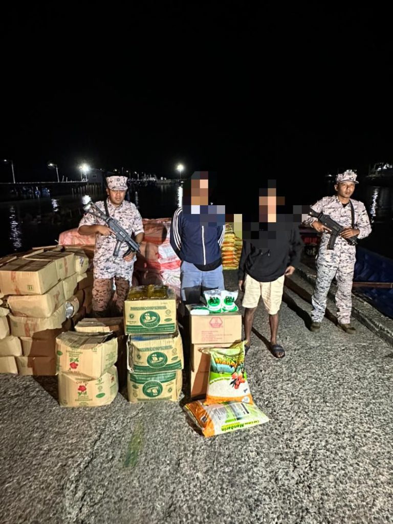 Maritim Malaysia tahan bot kargo bawa barang kawalan lebih muatan