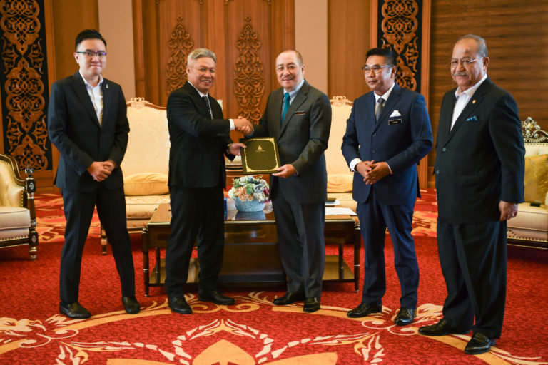 Dr Sabin Samitah dilantik Datuk Bandar Kota Kinabalu