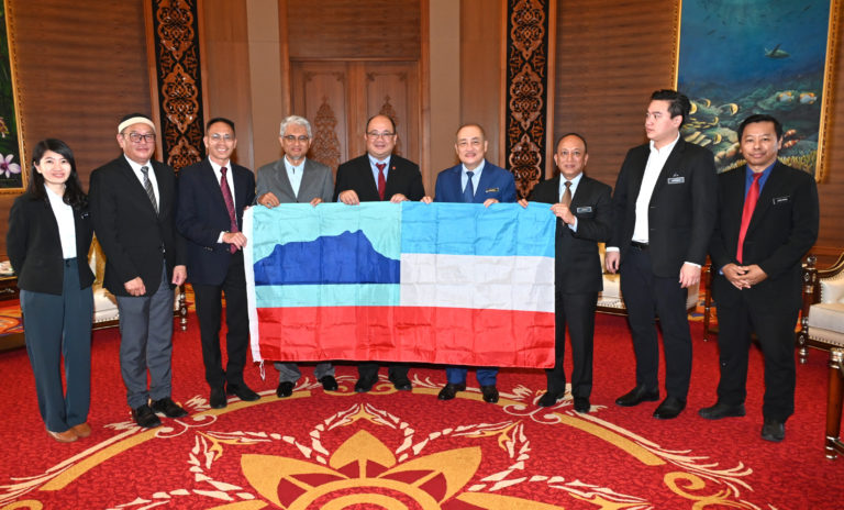 Ekspedisi Antartika: Kejayaan Prof Dr.Justin Sentian harumkan nama Sabah, Malaysia