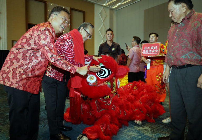 Kerajaan negeri sumbang kepala singa bernilai RM1.5 juta