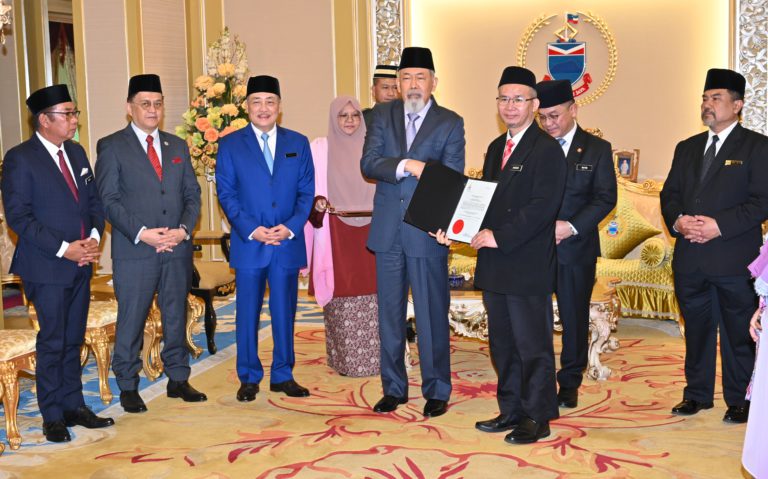 Ketua Hakim Syarie Sabah terima watikah pelantikan