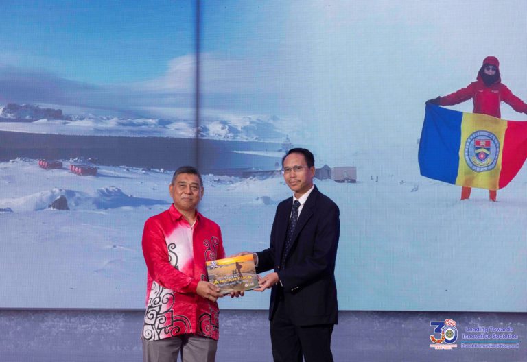 5 lensa pandu UMS teraju kecemerlangan universiti