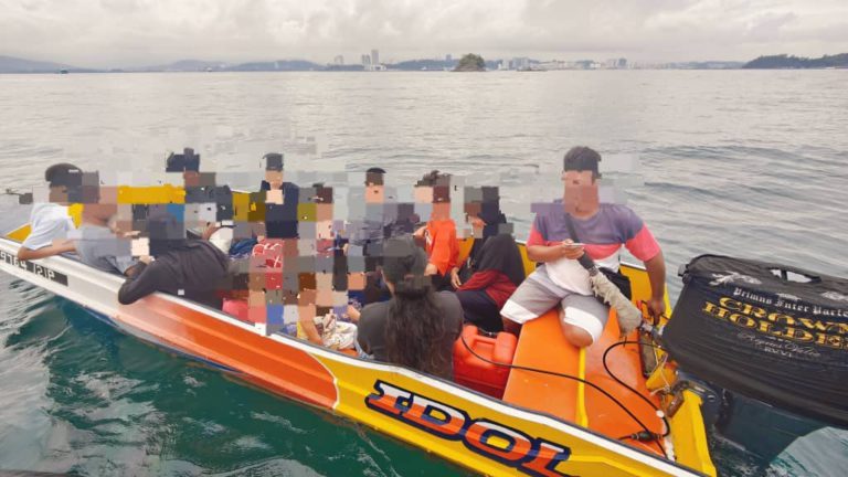 Juragan bot ditahan abaikan keselamatan penumpang