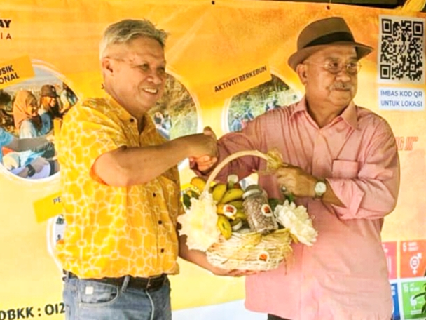 Pesta Buah-Buahan Tempatan tarikan utama ke Homestay di Bandaraya KK – Dr Sabin