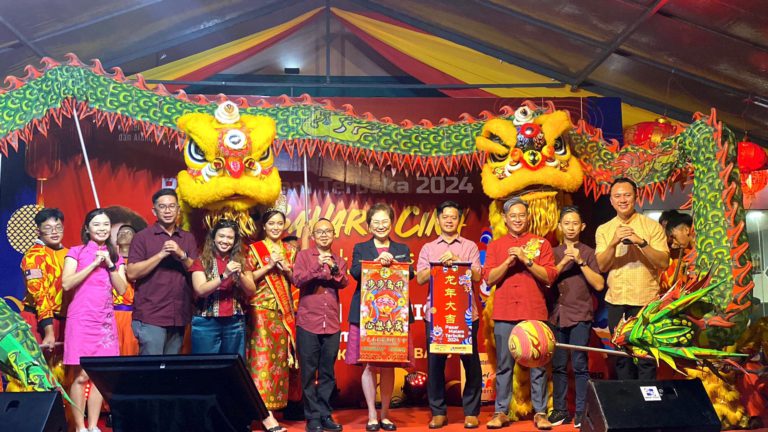 Lebih 5,000 pengunjung meriahkan Pasar Malam Terbuka Tahun Baru Cina Segama 2024