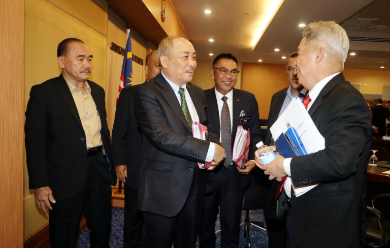 Kabinet Sabah lulus dasar industri biojisim kelapa sawit