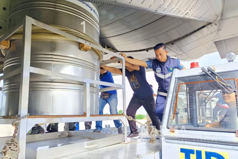 Operasi pembenihan awan di Sabah mula dilaksanakan di tiga daerah