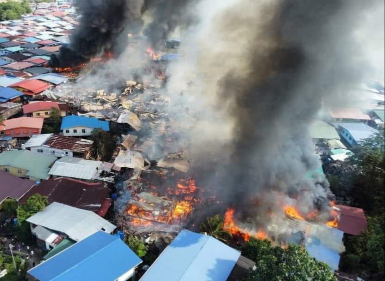 45 rumah atas air musnah dijilat api