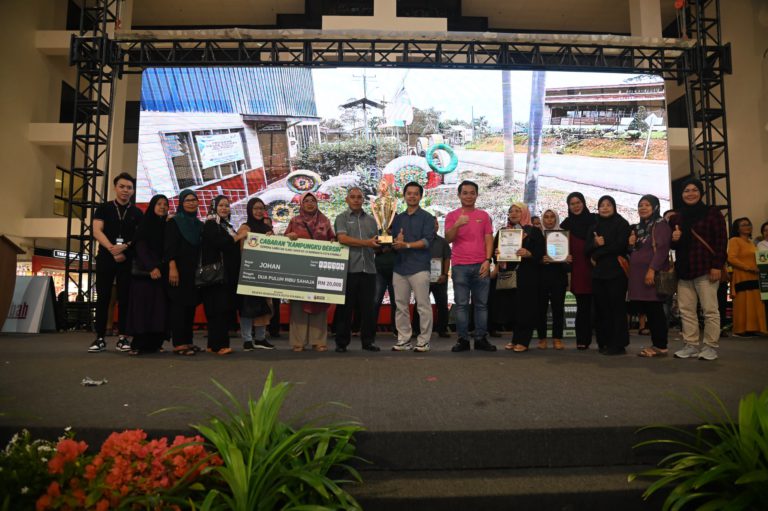 Lebih dua tan sisa kitar semula berjaya dikumpul