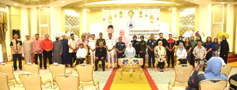 YNJ, Adabi Sabah agih 3,000 pek bubur lambuk