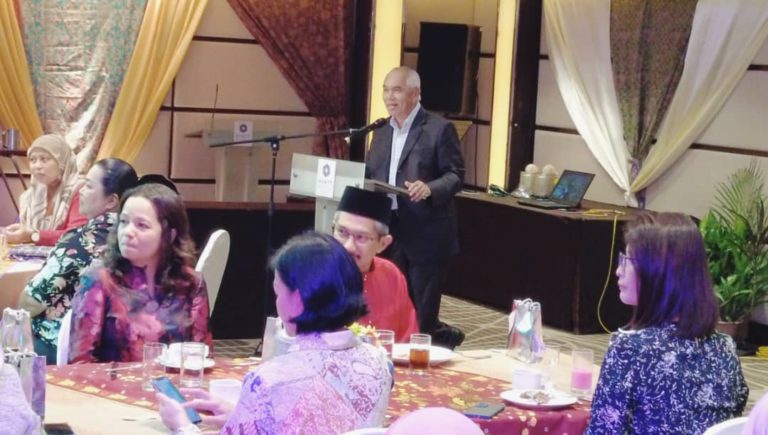 Kolaborasi pelbagai agensi, jabatan penting dalam pengurusan kesihatan pekerja asing