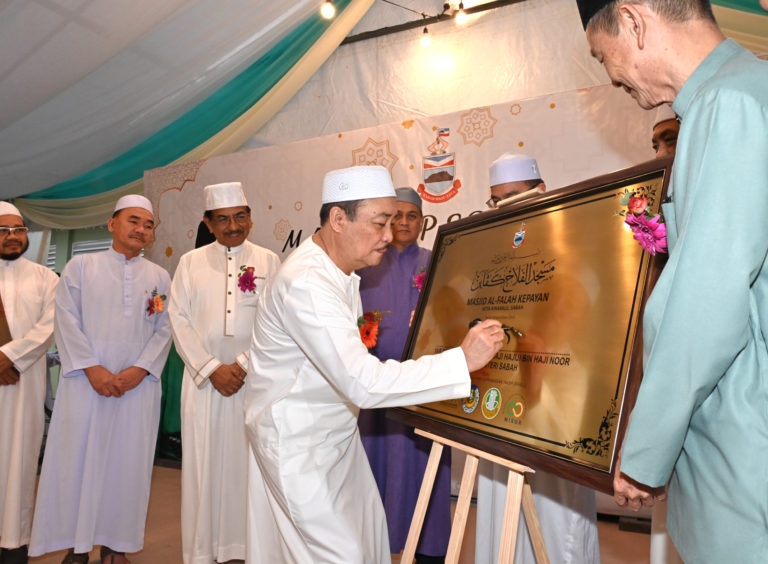 Peranan & fungsi masjid perlu diperkasa – Hajiji