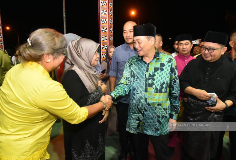 Pekan Kecil Mengkabong dibina tahun ini