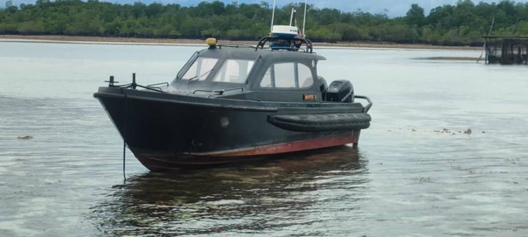 Dua anggota Maritim Malaysia cedera terkena tembakan