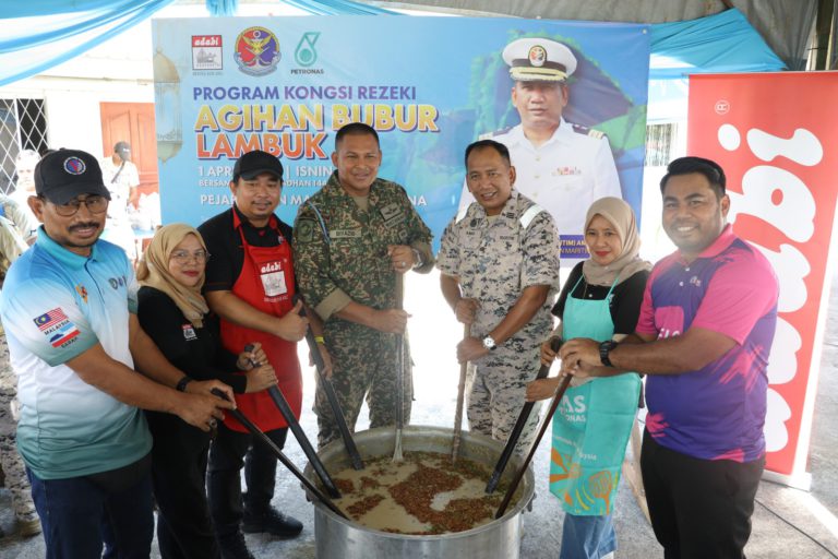 Maritim Malaysia Zon Semporna agih 4,000 bubur lambuk