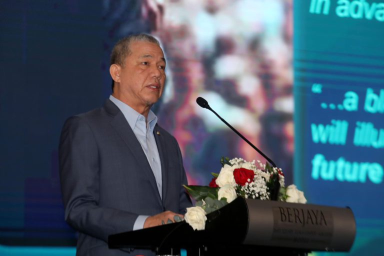 Sarawak dan Sabah sebagai pusat kuasa tenaga boleh diperbaharui – Fadhilah