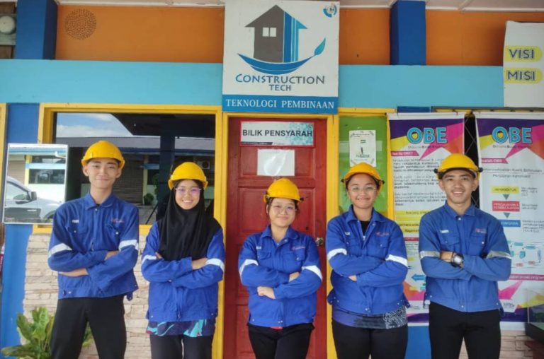 Pelajar Teknologi Pembinaan KV Keningau Menang Geran Komuniti RM2300