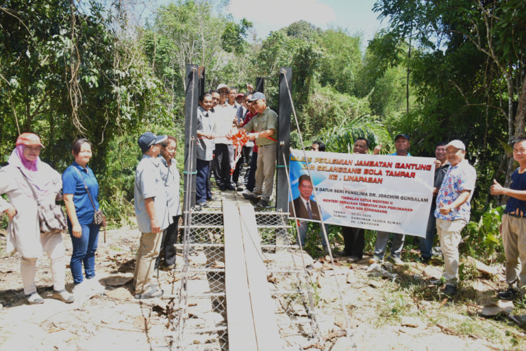 278 penduduk Kg Linapasan terima manfaat jambatan gantung baharu