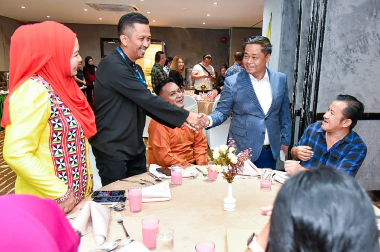 Pengamal media bantu kerajaan sebar, terangkan berita tepat, sahih kepada rakyat – Masiung