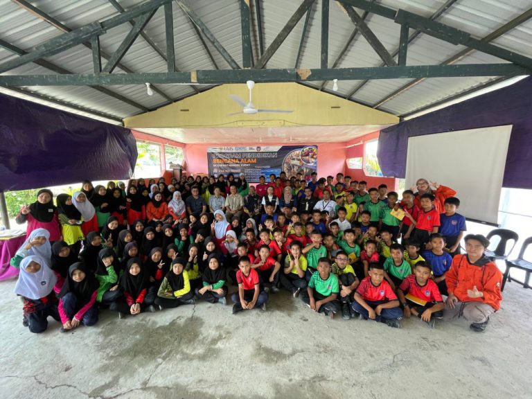 131 murid SK Karakit sertai program pendidikan bencana