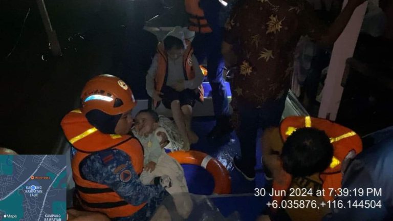 Banjir : Bayi lapan bulan berjaya diselamatkan APM