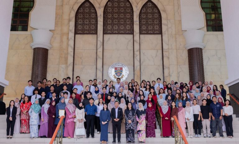 469 pelajar FSSA UMS terima anugerah dekan