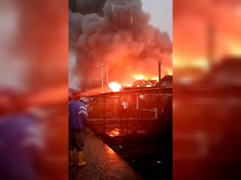 13 rumah musnah terbakar di Kg Cenderamata Limbungan