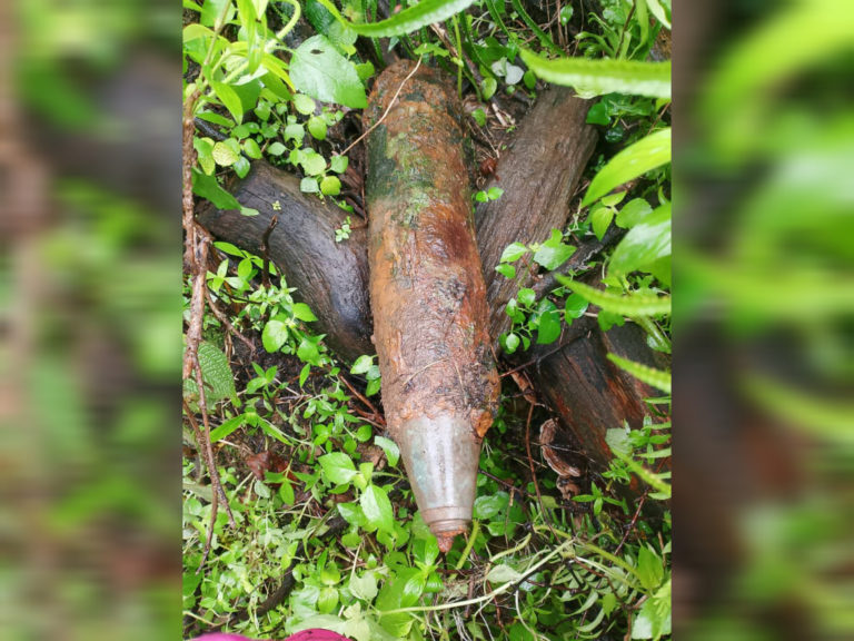 Penduduk temui bom lama di Kg Batu 61, Monternior, Beaufort