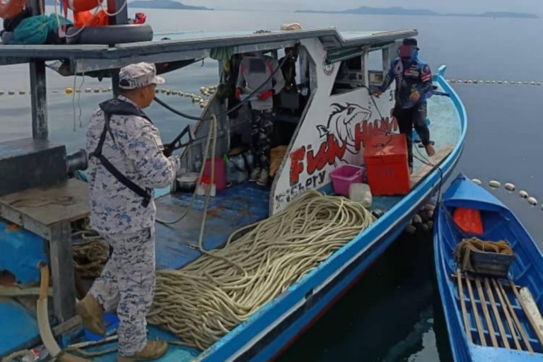 Maritim Malaysia tahan dua bot nelayan tangkap ikan di kawasan larangan