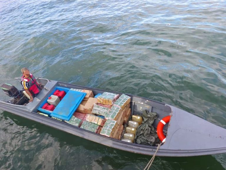 Maritim Malaysia tahan bot kargo bawa barang kawalan tanpa permit