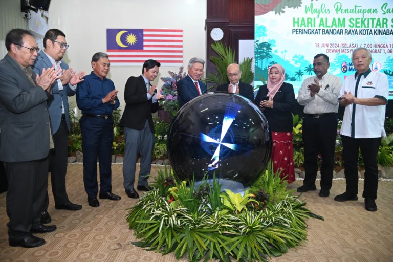 DBKK lancar piawaian kebersihan dan keteraturan sektor operasi