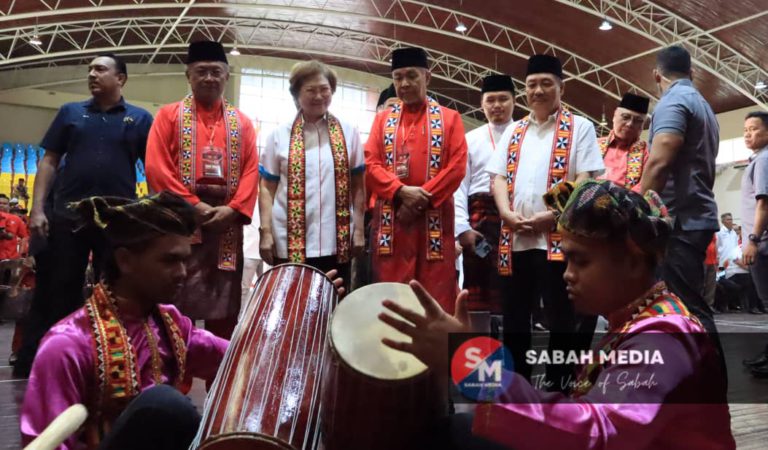 Kestabilan politik agenda utama Kerajaan khususnya di Sabah