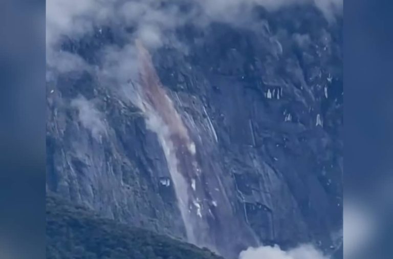 Tiada kemalangan jiwa dilaporkan akibat runtuhan