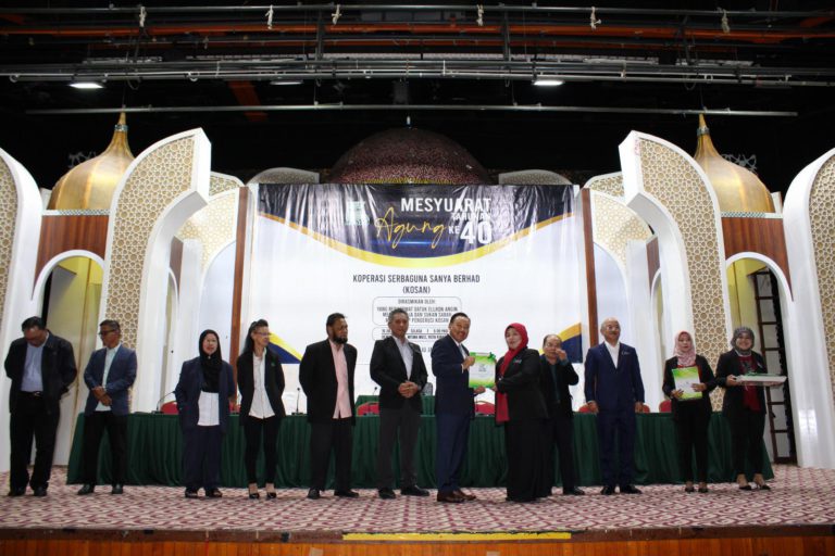 KOSAN perlu sentiasa penuhi kriteria kualiti pakaian seragam, kasut sekolah