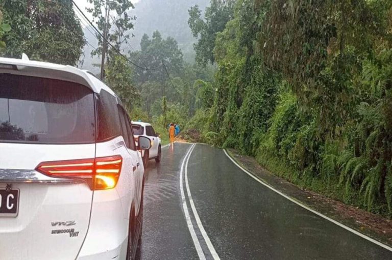 Banjir : Beberapa laluan utama di Sabah tidak boleh dilalui